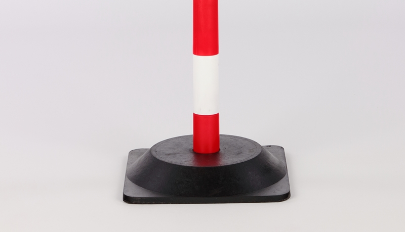 Kunststof paaltjes met kettingen (Set van 6)