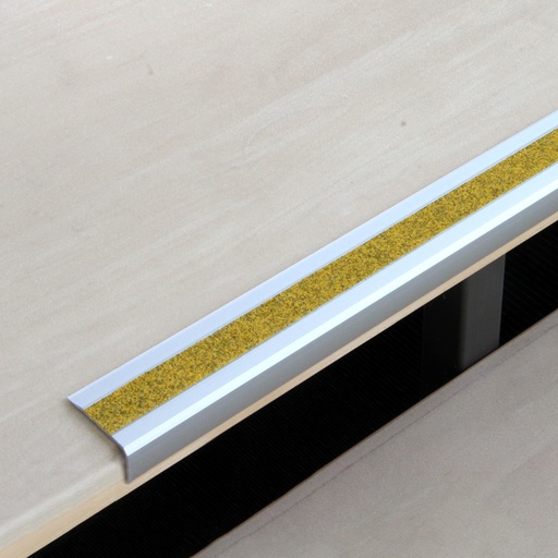 Antislip aluminium trapneus "Public 46"